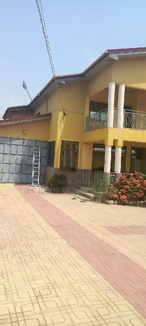 7bdrm Duplex in De-Icons Real Estate, Ga South Municipal for sale