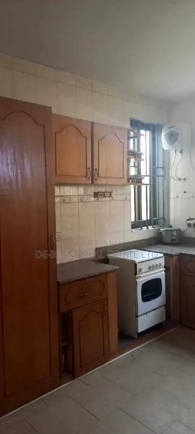 7bdrm Duplex in De-Icons Real Estate, Ga South Municipal for sale