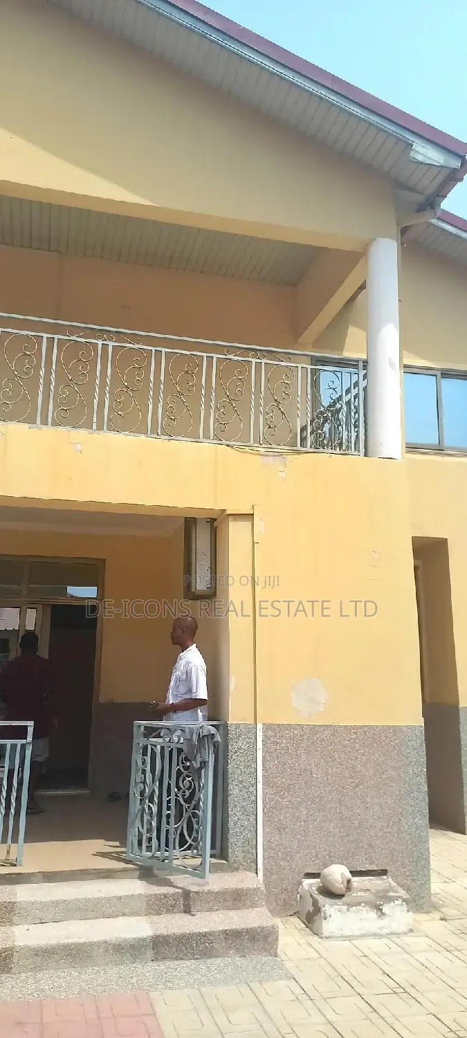 7bdrm Duplex in De-Icons Real Estate, Ga South Municipal for sale