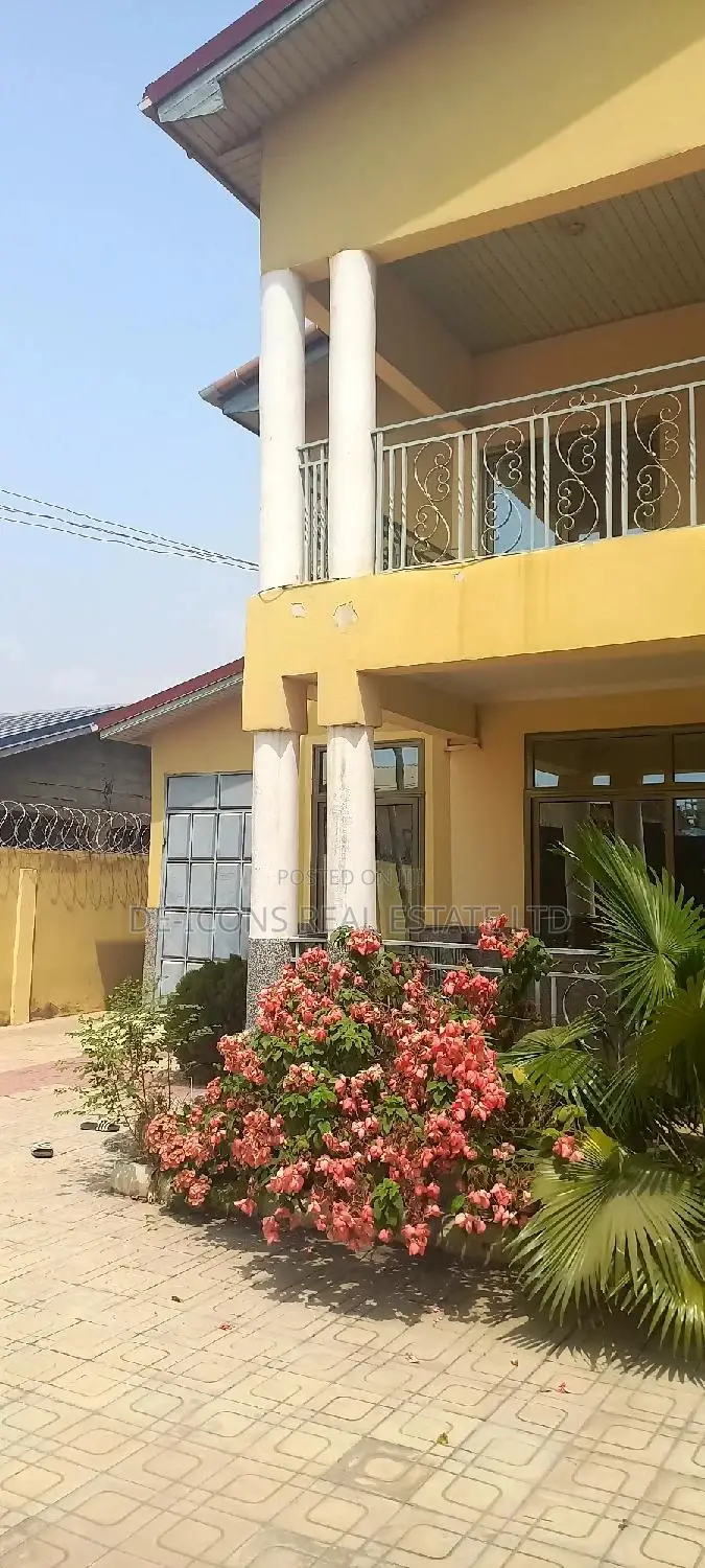 7bdrm Duplex in De-Icons Real Estate, Ga South Municipal for sale