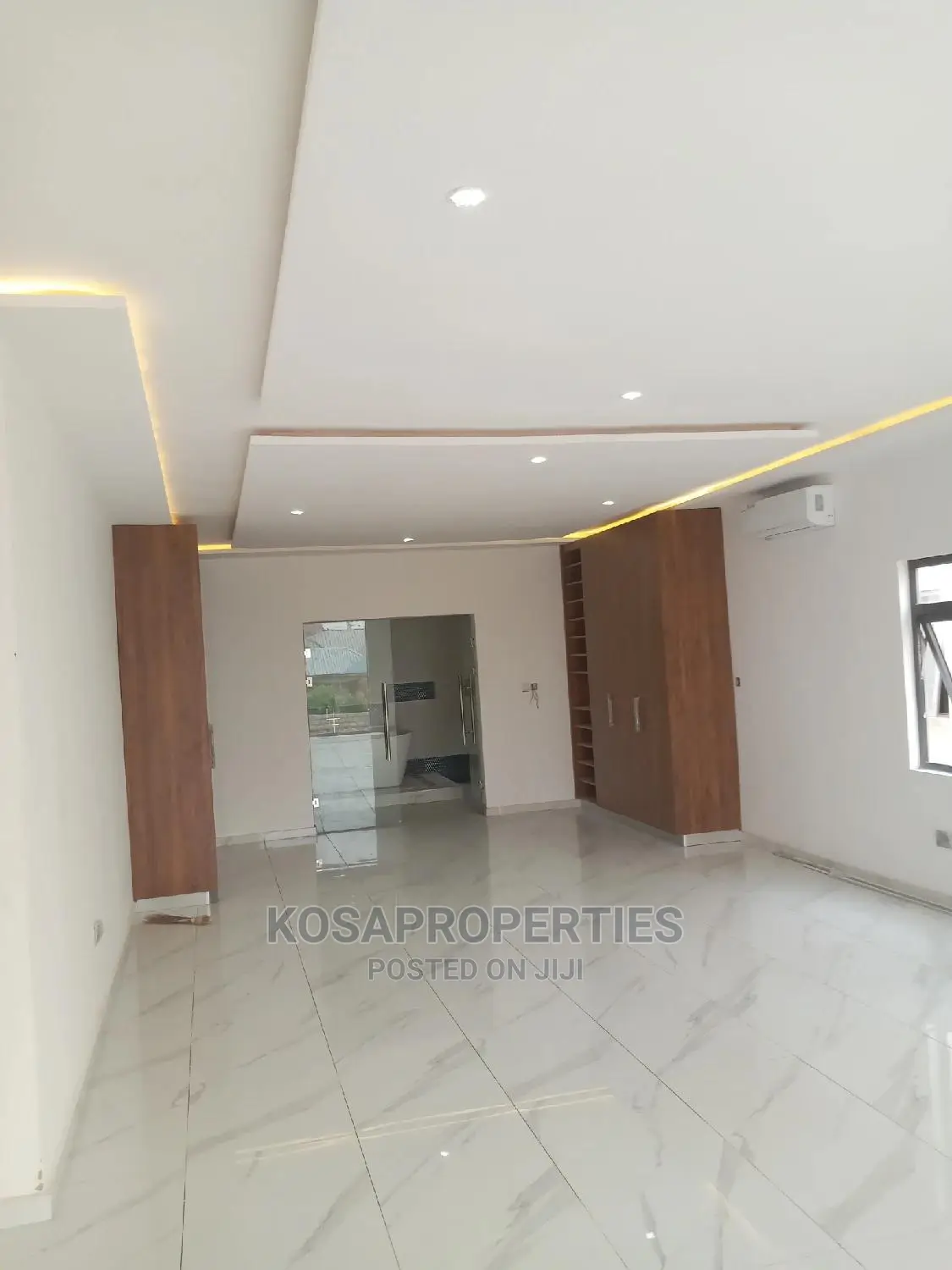 4bdrm House in East Legon for Sale