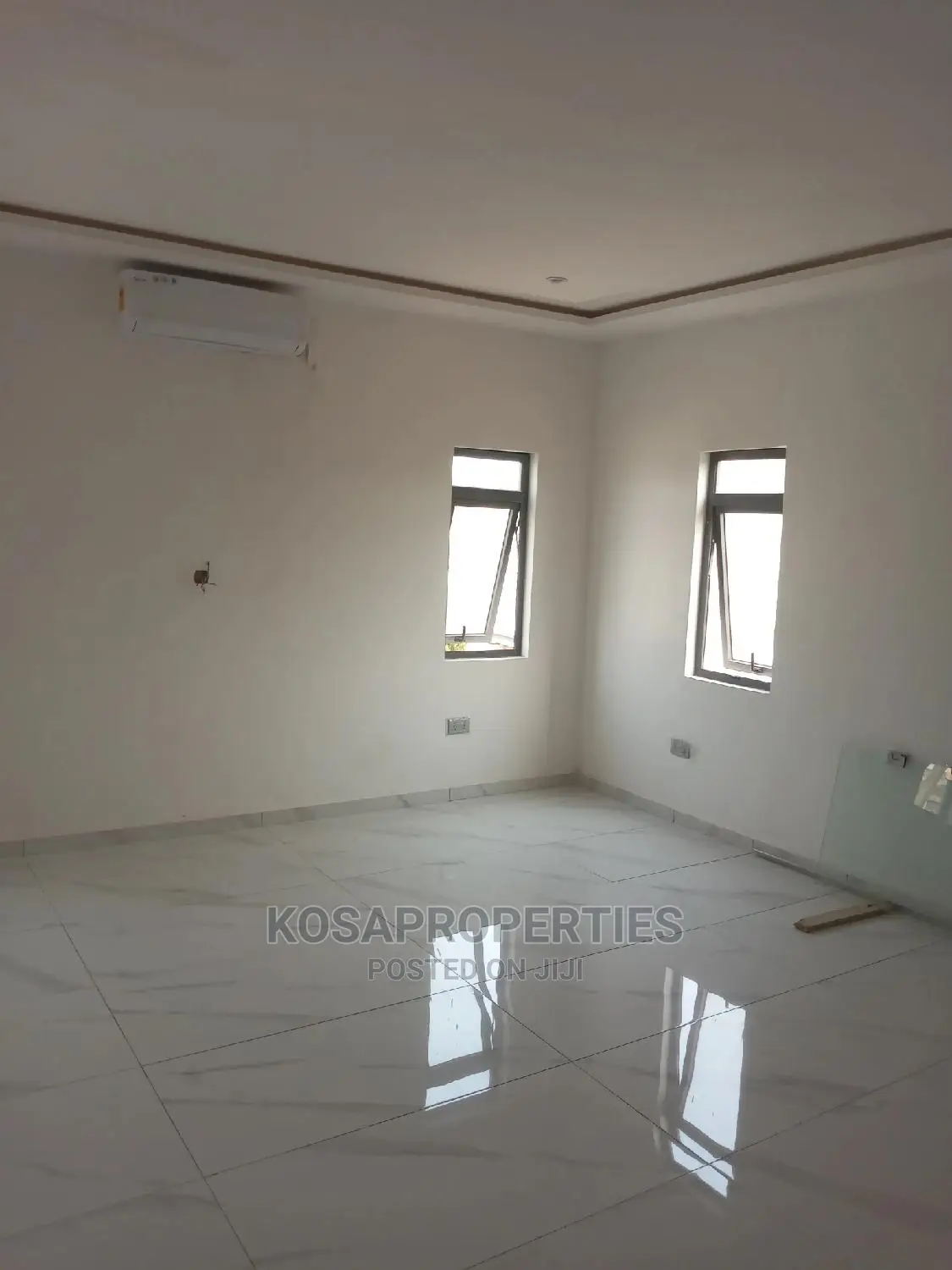 4bdrm House in East Legon for Sale