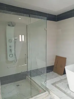4bdrm House in East Legon for Sale