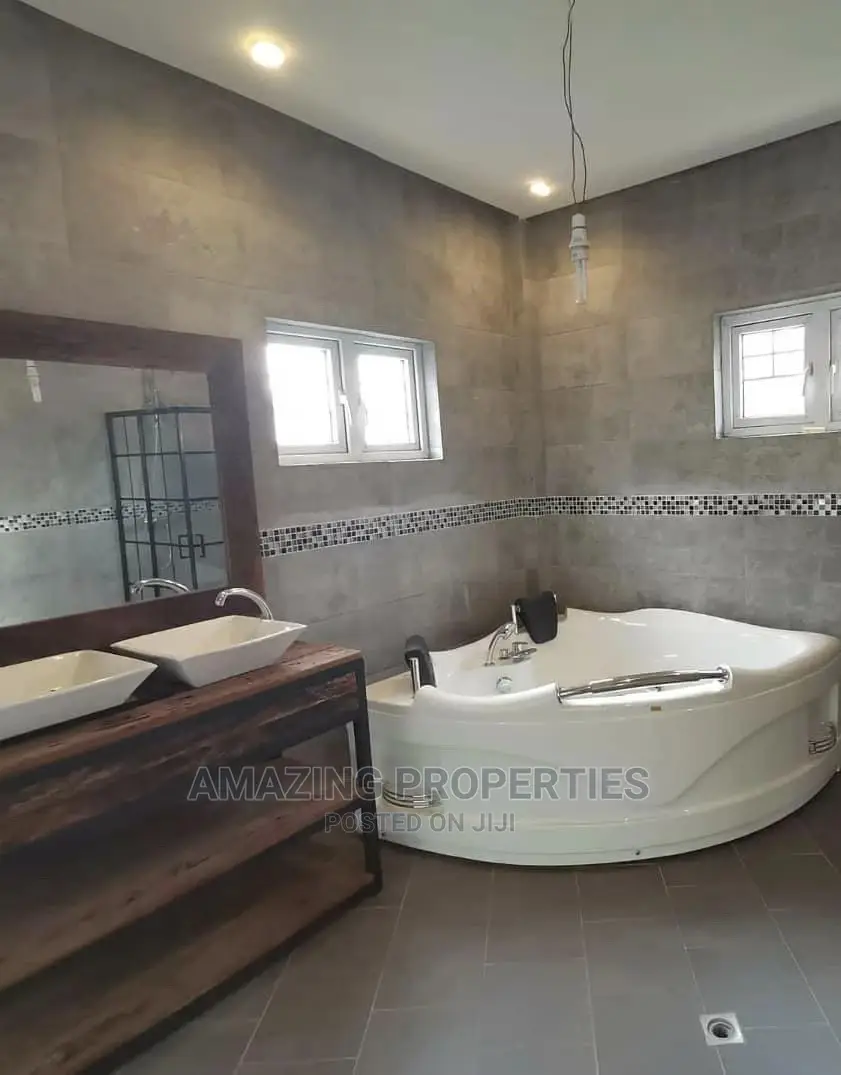 4bdrm House in Amazing Properties, Airport Residential Area for sale
