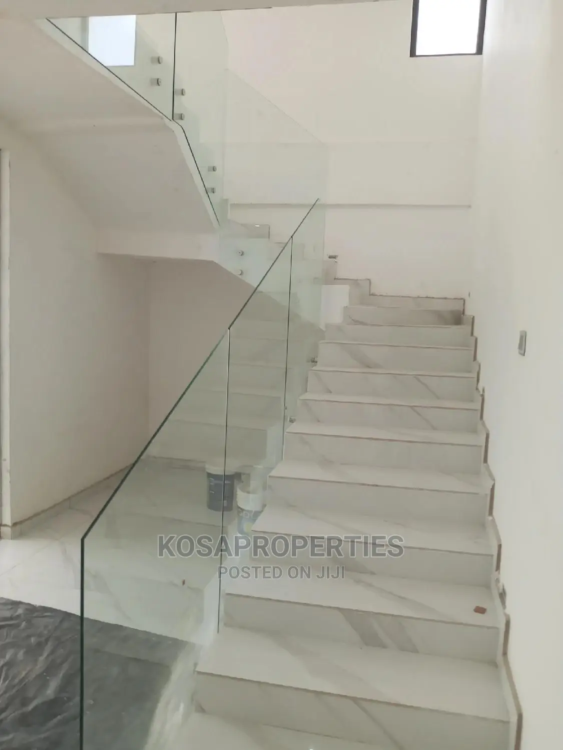 4bdrm House in East Legon for Sale