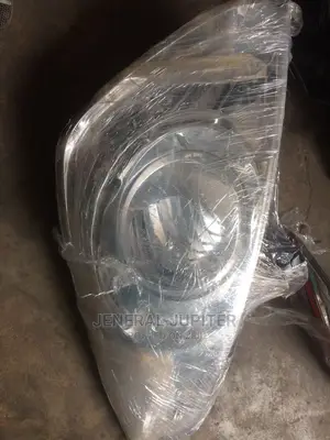 Hyundai H1/Starex Headlight Left.