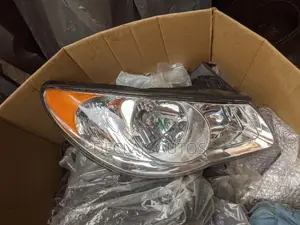Hyundai Elantra 2008 - 2010 Headlights
