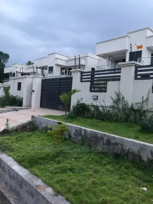 Furnished 5bdrm Mansion in B2 Properties Agency, Kumasi Metropolitan