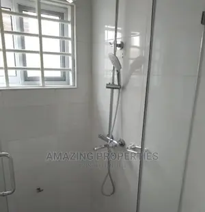 3bdrm House in Batsonaa Spintex for Rent