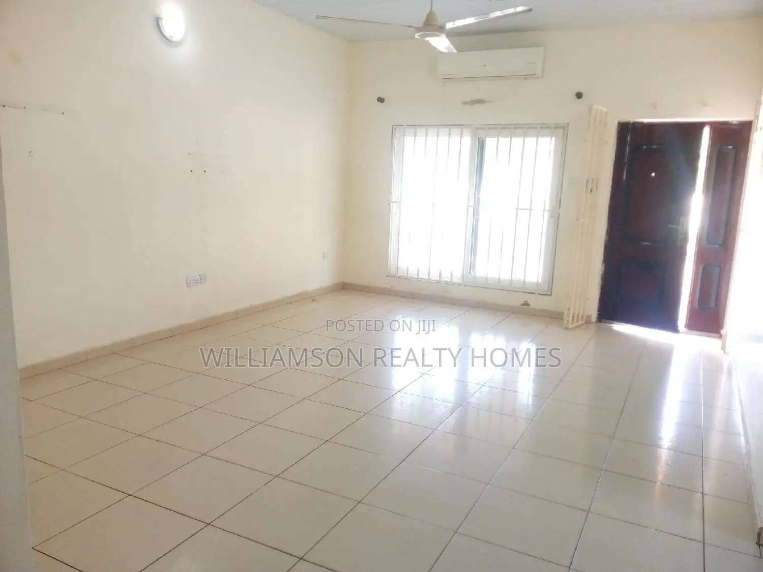 5bdrm House in Manet Ville Estate, Spintex for rent