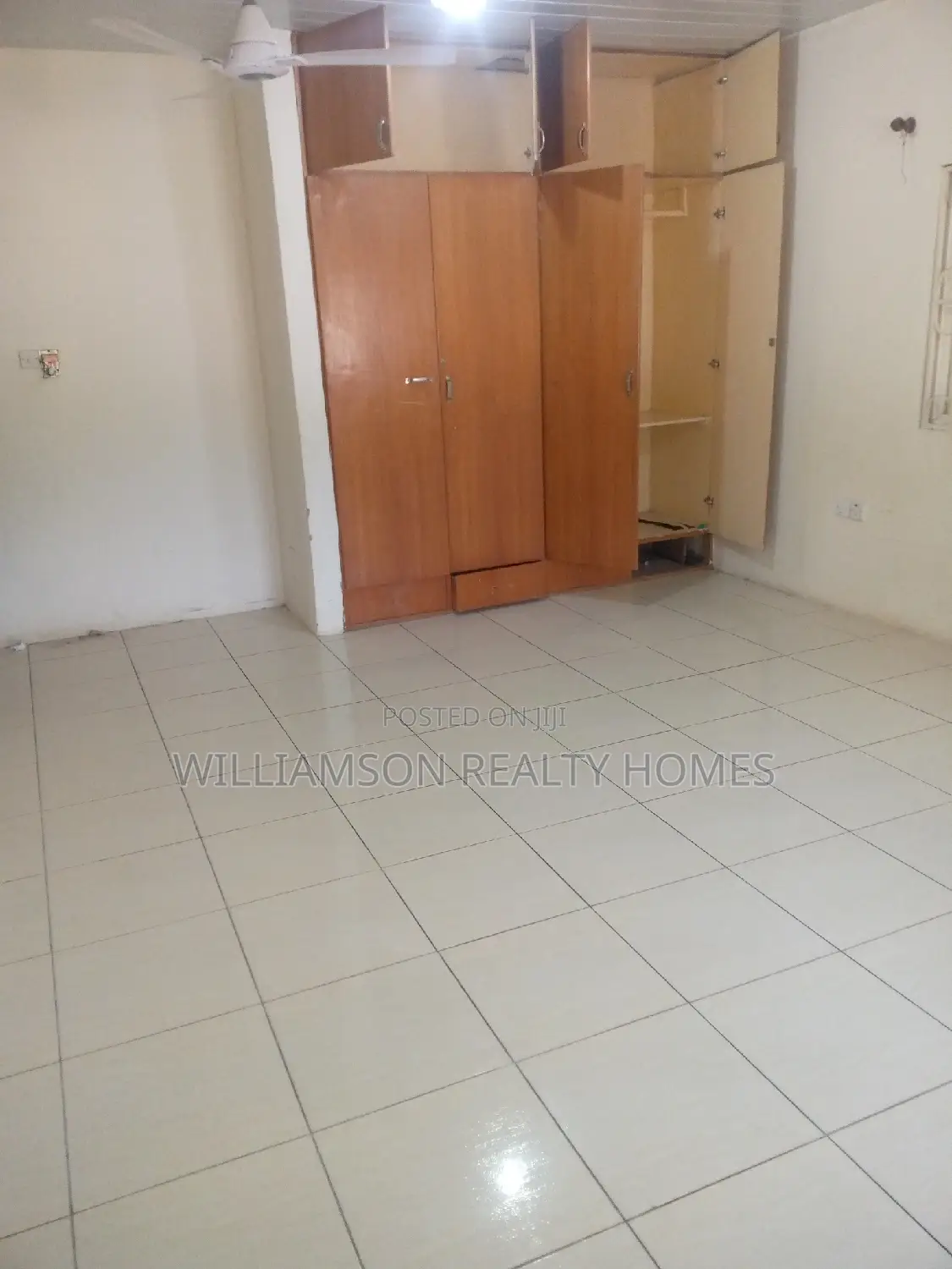 5bdrm House in Manet Ville Estate, Spintex for rent
