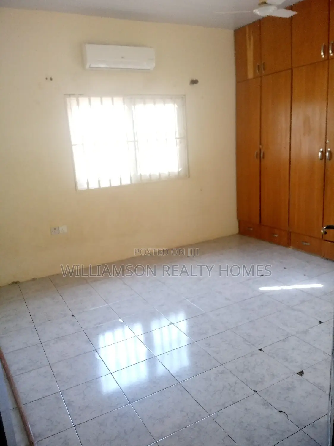 5bdrm House in Manet Ville Estate, Spintex for rent