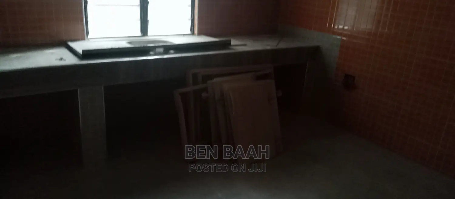 2bdrm Apartment in Ben Properties, Ga East Municipal for rent