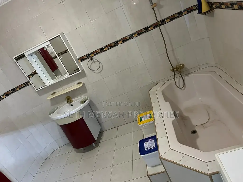 Furnished 8bdrm House in The Mall for rent