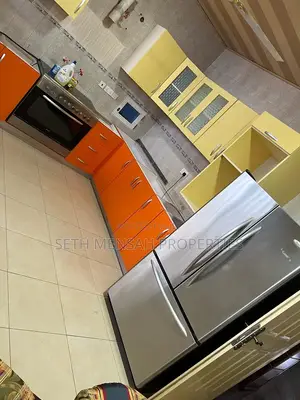 Furnished 8bdrm House in The Mall for rent