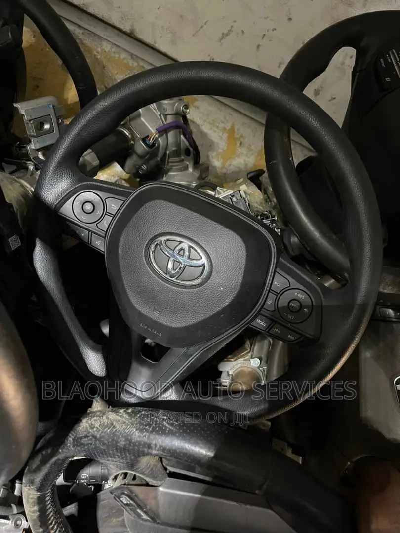 Toyota Camry/Rav4 2018-2021 STEERING AIRBAG Available