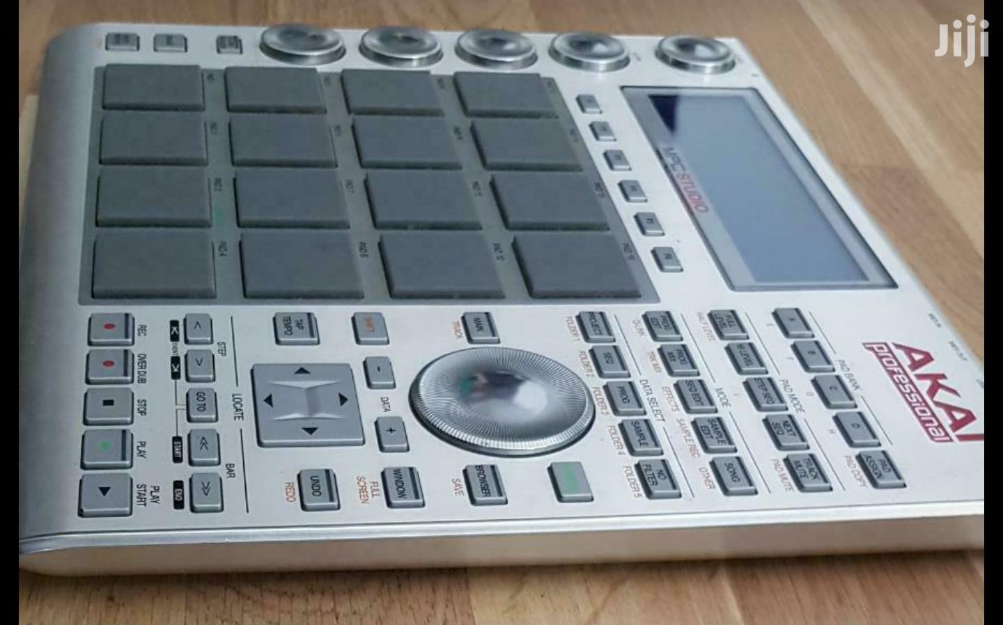Akai MPC Studio Professional