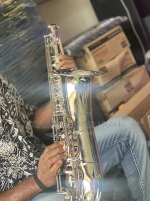 Titanic Usa Tenor Saxophone With Case