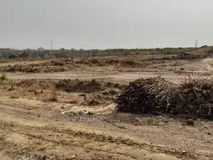 34 Acres Land Land Between Central University and Dawa.