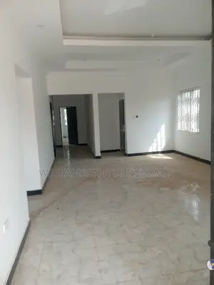 3bdrm House in Coastal Estate, Spintex for rent