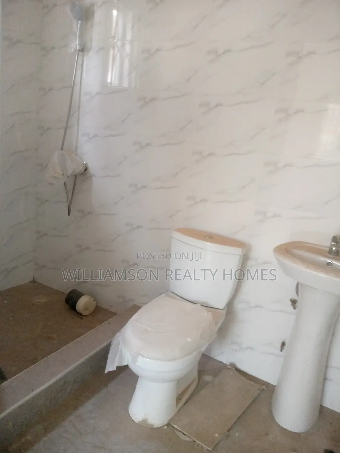 3bdrm House in Coastal Estate, Spintex for rent