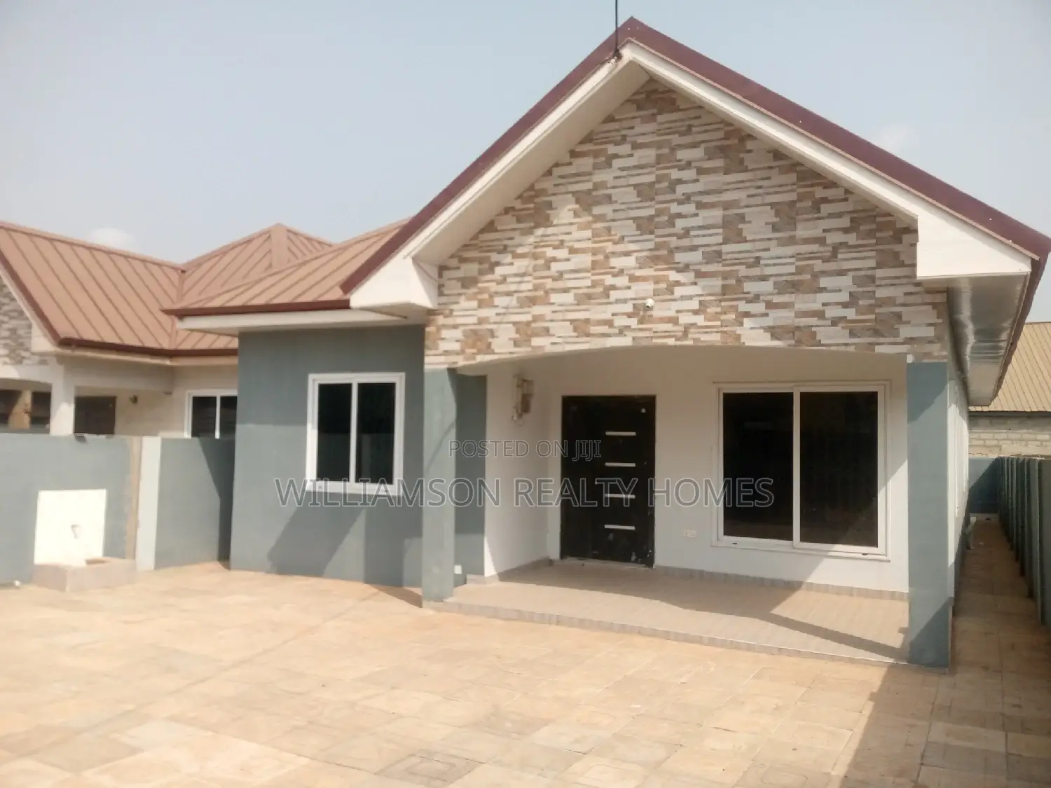 3bdrm House in Coastal Estate, Spintex for rent