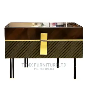 Nightstand (Locaum)