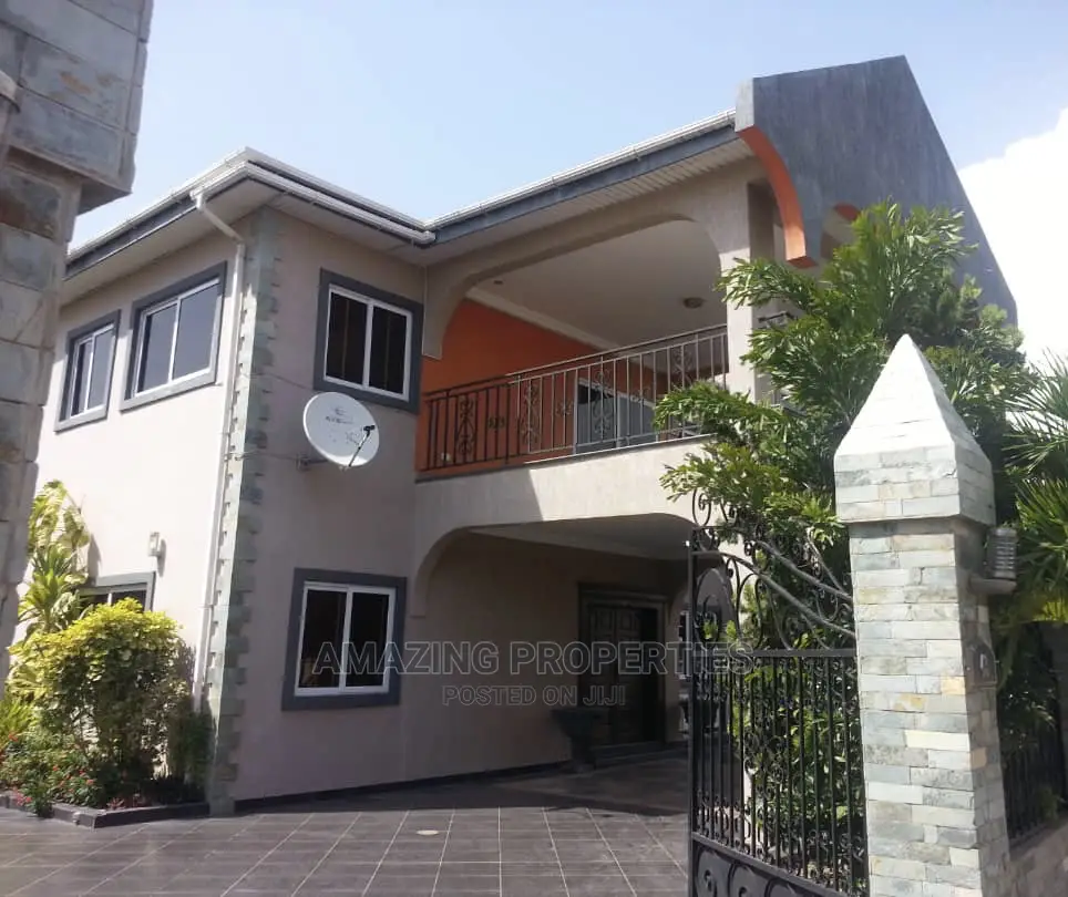4bdrm House in Edroom House Au for Rent