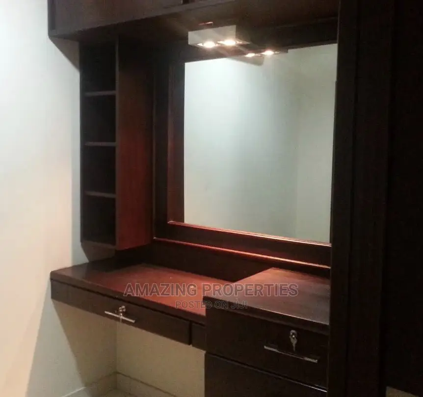 4bdrm House in Edroom House Au for Rent