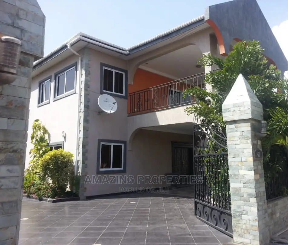 4bdrm House in Edroom House Au for Rent