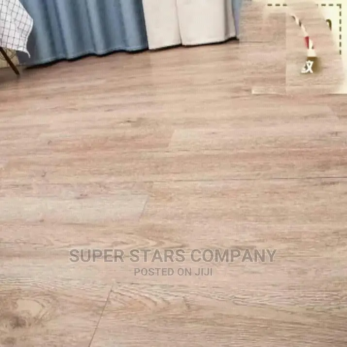PVC Floor Installator