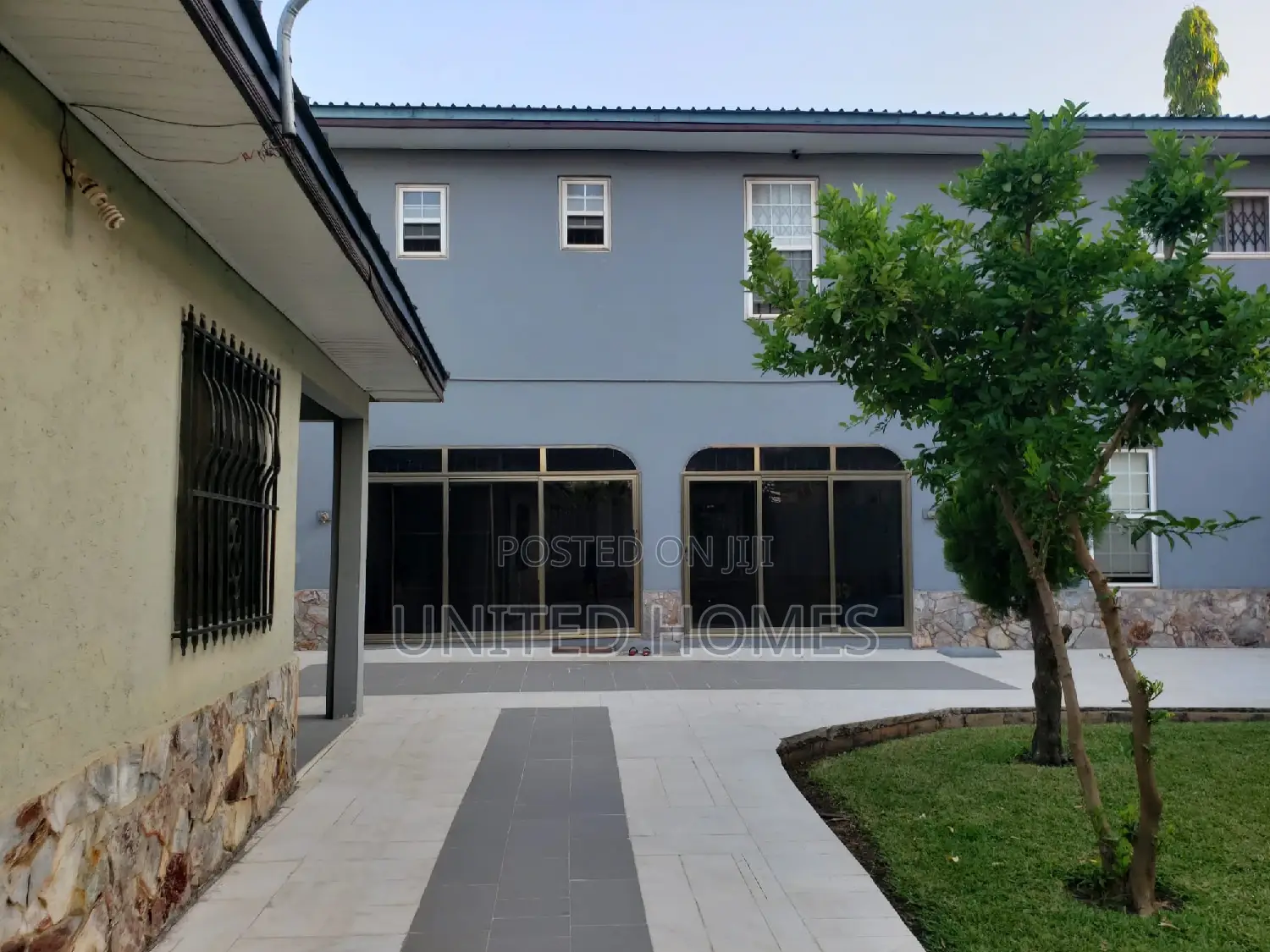 Furnished 7bdrm Mansion in East Legon for sale