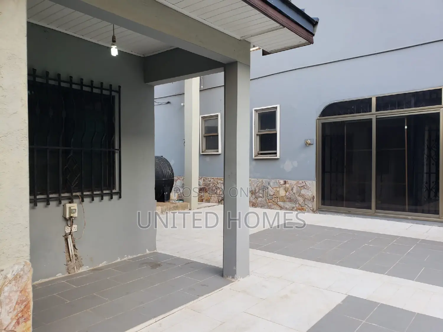 Furnished 7bdrm Mansion in East Legon for sale