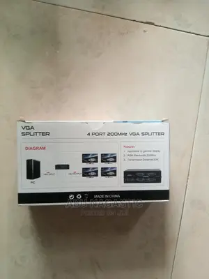 VGA Splitter 4 Port 200mhz