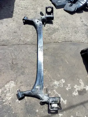 Corolla 2014 to 2019 Empty Back Beam.I Also Have Front Beam