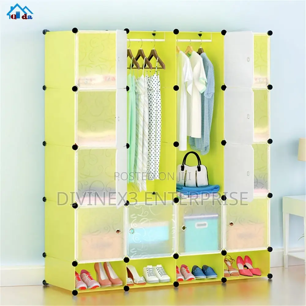 16 Cubes Plastic Wardrobe