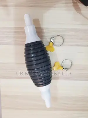 Fluid Suction Handheld Pump