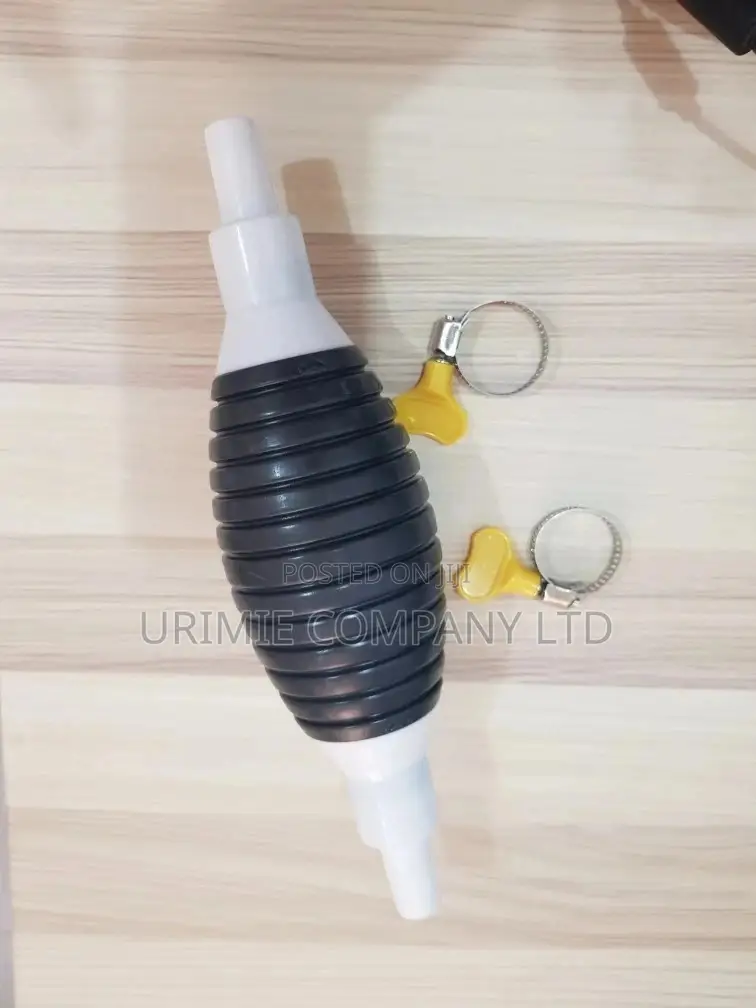 Fluid Suction Handheld Pump