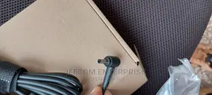 Asus Small Pin Charger
