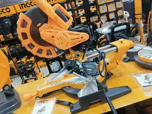 Mitre Saw 12" 2400w