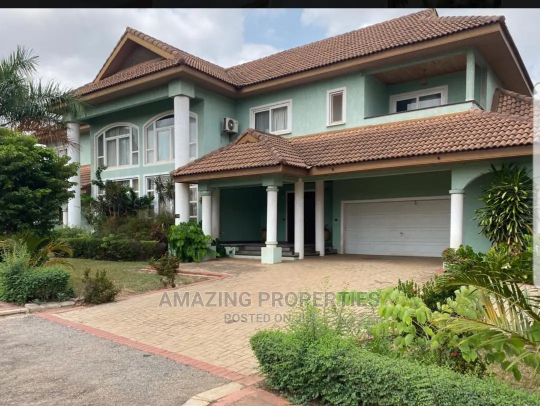 5bdrm House in Qt at Trassacco Estate, East Legon for Sale
