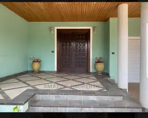 5bdrm House in Qt at Trassacco Estate, East Legon for Sale