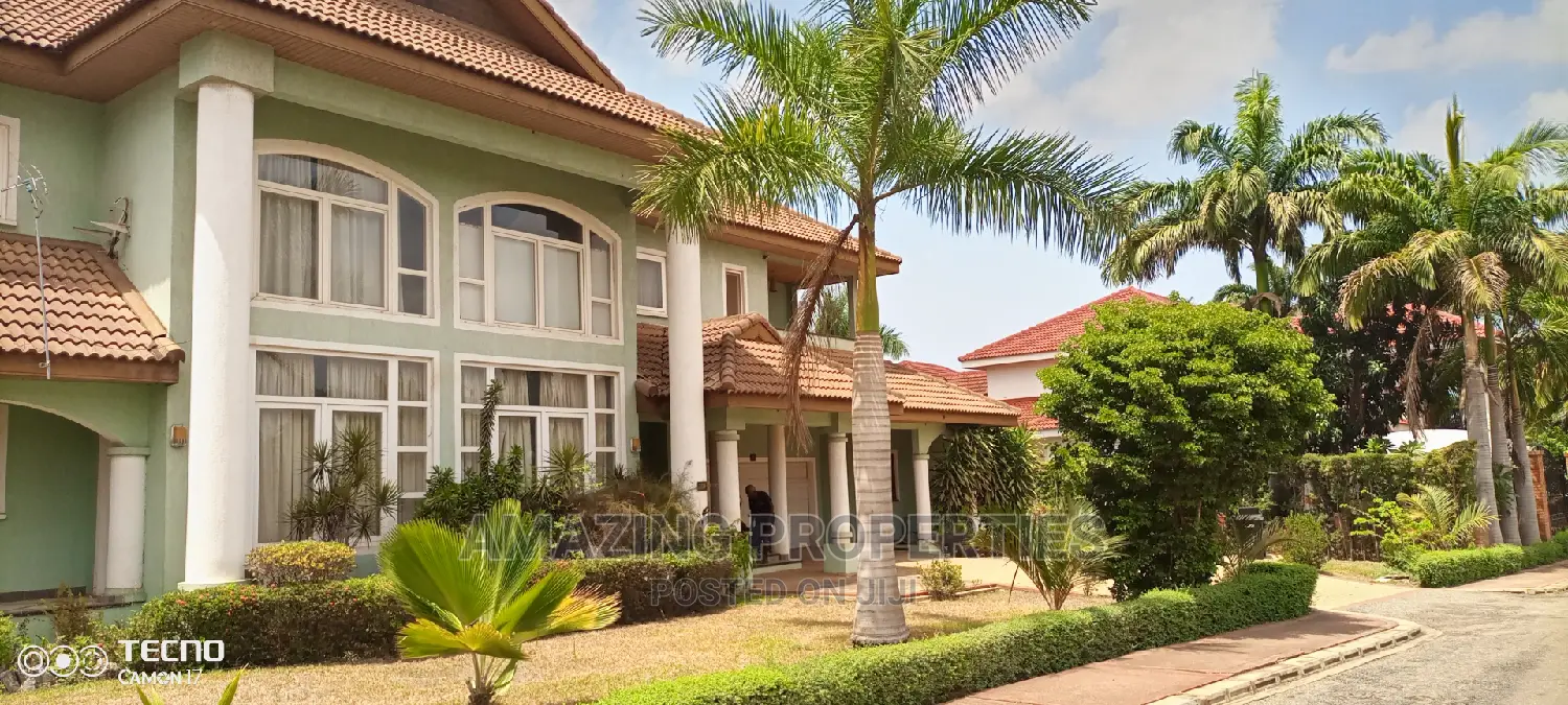 5bdrm House in Qt at Trassacco Estate, East Legon for Sale
