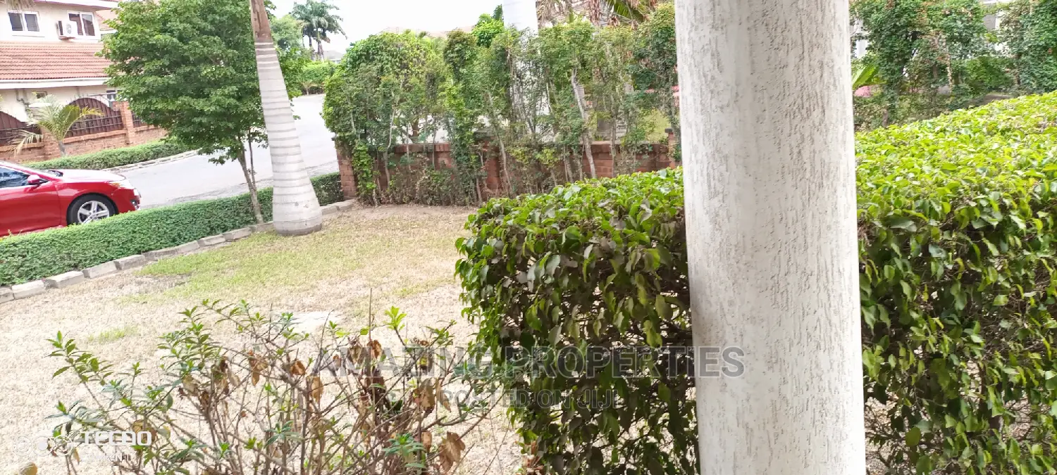 5bdrm House in Qt at Trassacco Estate, East Legon for Sale
