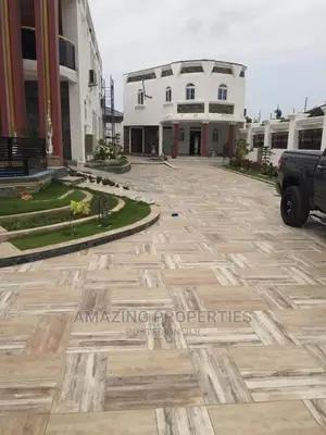 6bdrm House in Tema, Accra Metropolitan for Sale