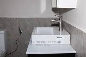 6bdrm House in Tema, Accra Metropolitan for Sale