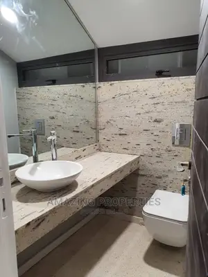 6bdrm House in Tema, Accra Metropolitan for Sale