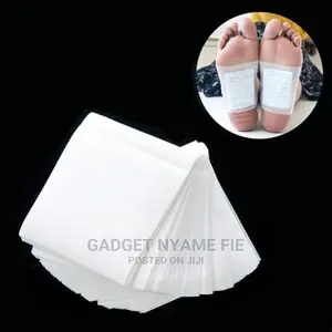 100 Detox Foot Pads Patch Detoxify Toxins Kinoki