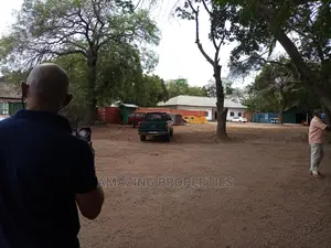 2acres of Land at Canadian Embassy
