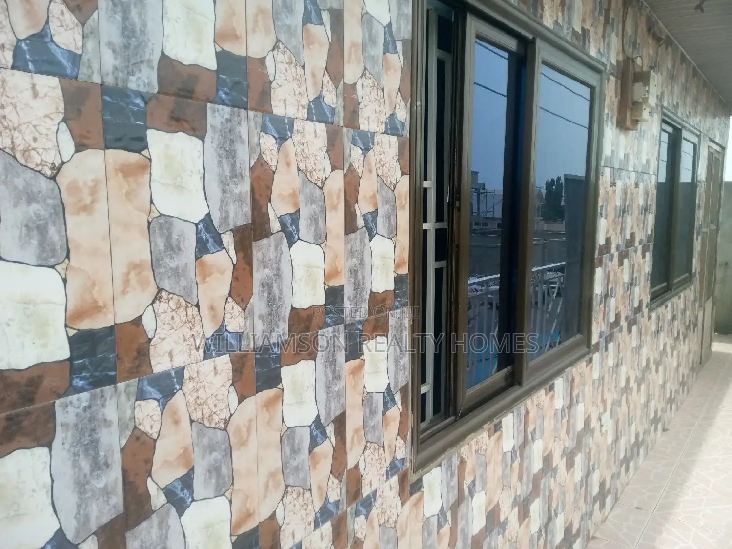 1bdrm House in Community 18, Spintex for rent